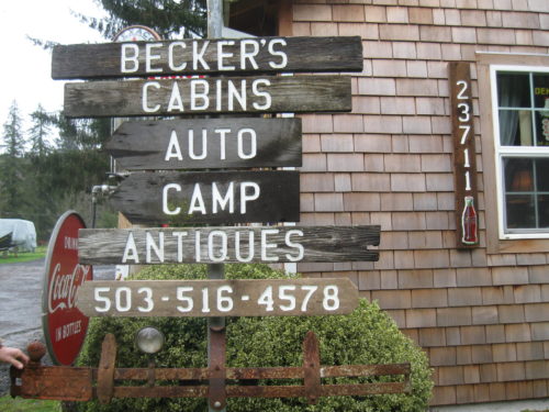 Becker's Cabins Beaver Oregon