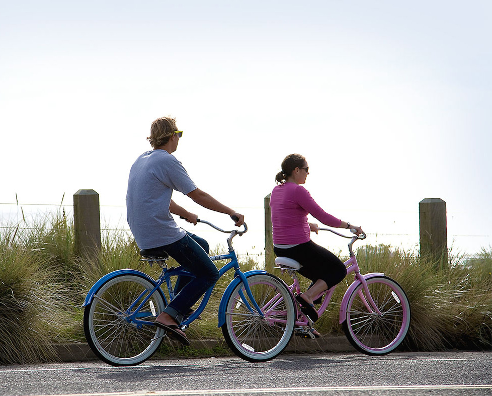 bikes beach cruising