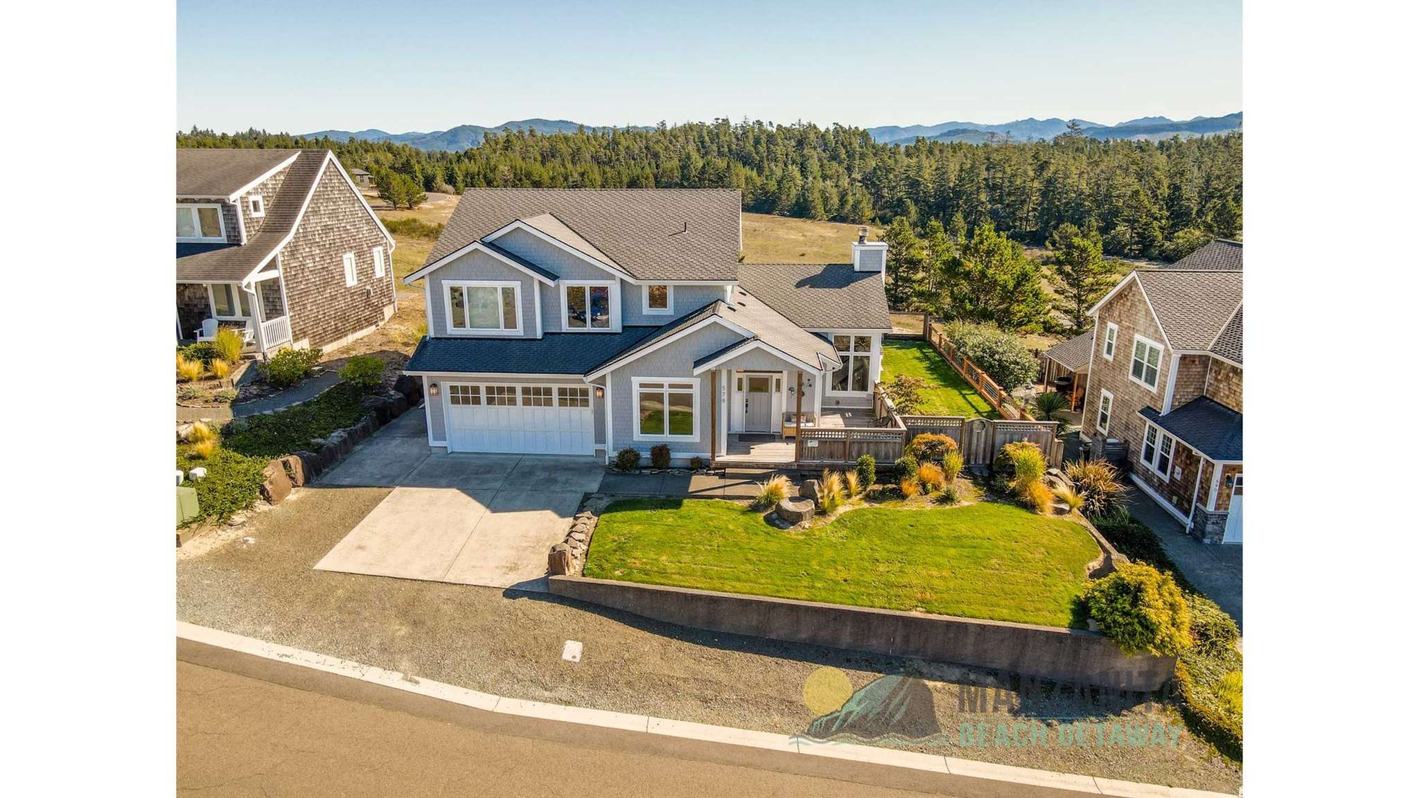 Classic Ridge Retreat - Manzanita